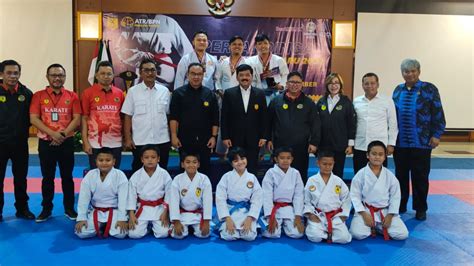 Foto Ketua Umum PB Forki Resmi Buka Pertandingan Karate Hantaru 2022