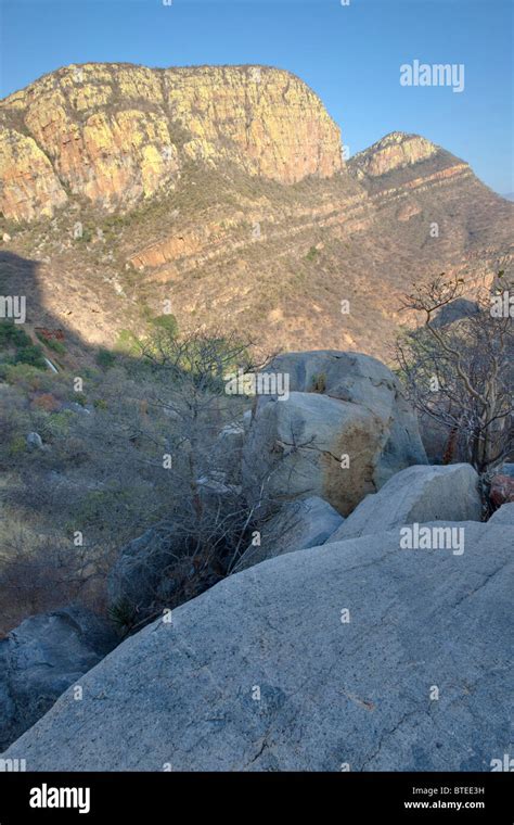 Drakensberg Mountains At Jg Strijdom Tunnel Stock Photo Alamy