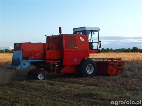 Kombajn Bizon Super Z056 Fotka 723114 Galeria Rolnicza Agrofoto