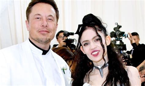 Grimes Net Worth, Age, Early Life, Relationships! - Chamberlainsun