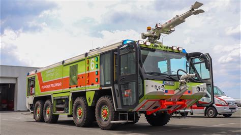 Vorstellung Flugfeldl Schfahrzeug Der Flughafenfeuerwehr Paderborn