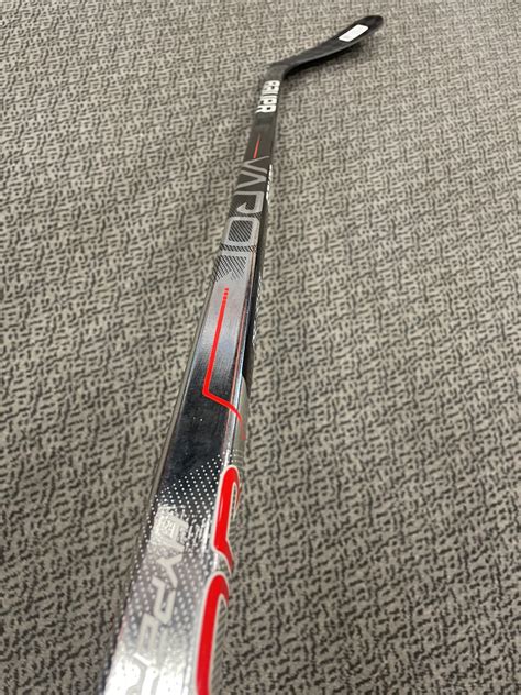 Bauer Hyperlite P Curve Flex Right Hand Stick Sidelineswap