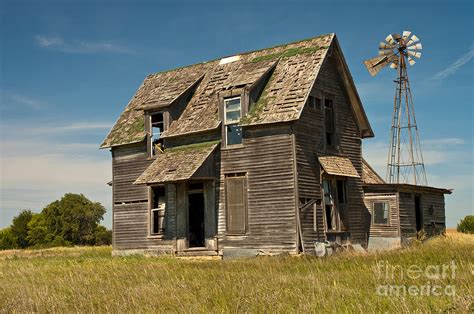 Old Farm House Kansas Photograph By Richard And Ellen Thane