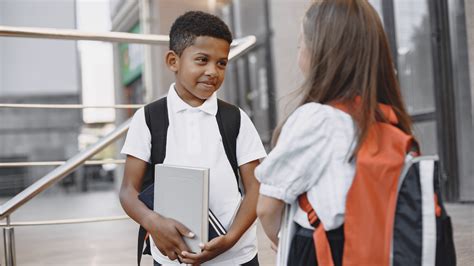 6 dicas para acolher os novos alunos na volta às aulas Escolas