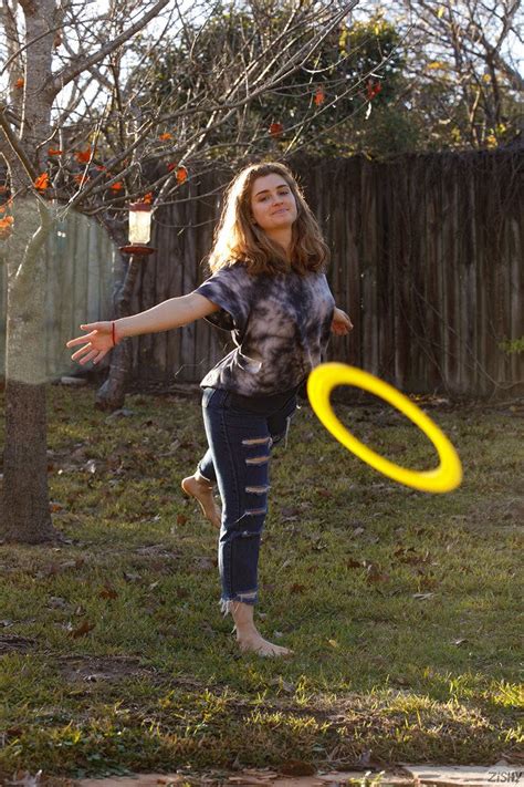 Gorgeous Brunette Is Tight Jeans Stripped And Masturbates Photos