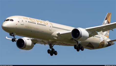 A6 BMF Etihad Airways Boeing 787 10 Dreamliner Photo By Piotr Persona