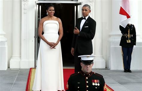 Michelle Obama Usa Vestido By Brandon Maxwell Celebridades Vogue