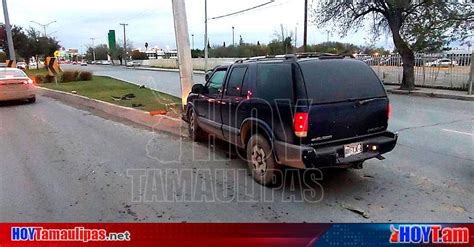 Hoy Tamaulipas Accidente En Tamaulipas Choca Contra Poste Y Huye En