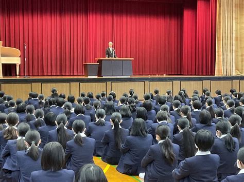 【中学・高校】令和6年度 第1学期始業式（48・月） 熊本信愛女学院