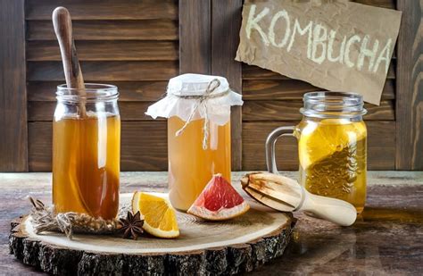 Green Tea Kombucha Recipe (Step By Step Guide) - Liquid Image