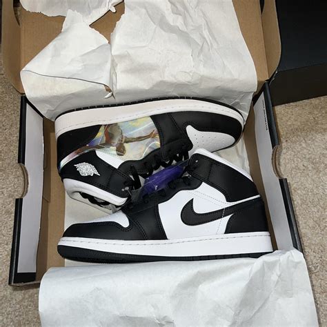 Uni Sex Nike Air Jordans Size UK6 Brand New Never Depop