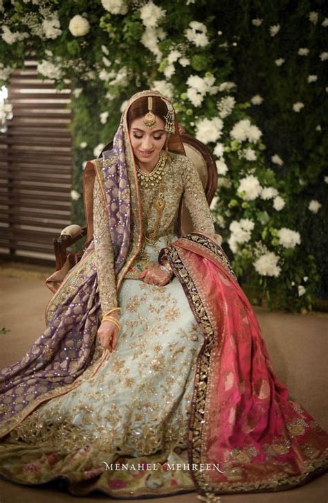 Pin By Rubab On Pakistani Bridal Pakistani Bridal Dresses Pakistani Bridal Couture Desi