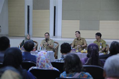 Pemkot Sosialisasi Program Kampung Iklim Arief Ajak Masyarakat Pilah