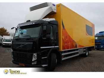 Volvo FM 330 EURO 5 FRIGO CARRIER 2 x in Stock Kølevogn lastbil