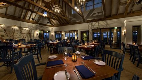 Wind And Waves Grill Overview Disney S Vero Beach Resort Dining Dvc Shop