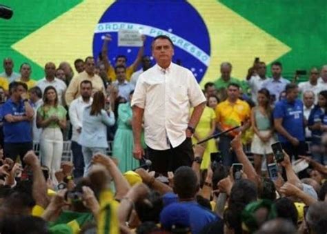 Bolsonaro Convoca Reunião De Emergência Com Todos Os Comandantes Das