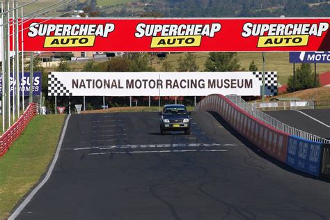 Pit Straight Pit Straight At Mt Panorama Bathurst Brett Matthews