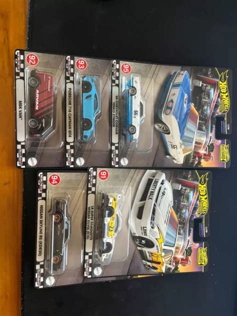 HOT WHEELS Premium Boulevard Card Complete Set Skyline MBK EUR
