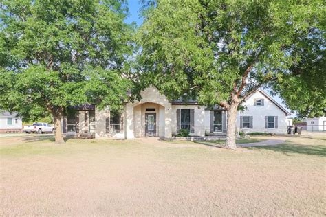 Cresson, TX Real Estate - Cresson Homes for Sale | realtor.com®