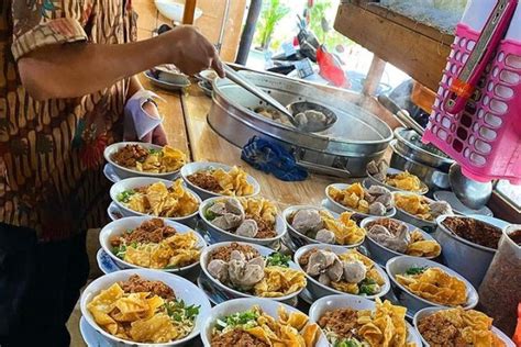 Rekomendasi Bakso Paling Enak Di Magetan Yang Wajib Dicoba Pikiran