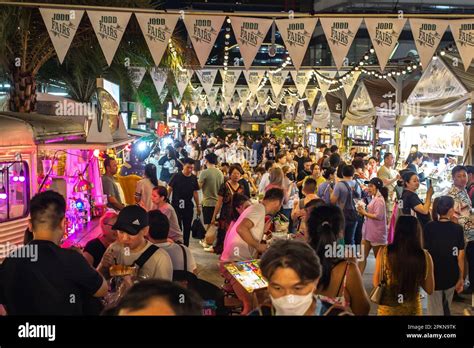 Bangkok Thailand April People At The Jodd Fair S Night