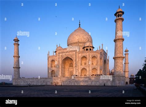 Taj Mahal at sunset Stock Photo - Alamy