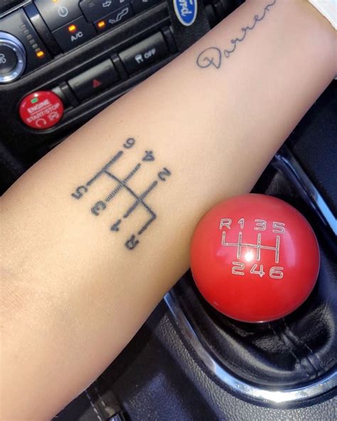 Texan Car Girl Gets Six Speed Manual Tattoo Matches Her Mustang Autoevolution