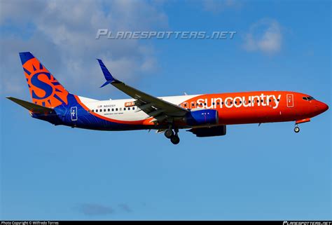 N842SY Sun Country Airlines Boeing 737 8K5 WL Photo By Wilfredo Torres