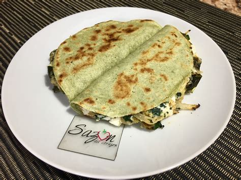 Quesadillas de requesón con rajas y espinaca Espinacas Quesadillas y