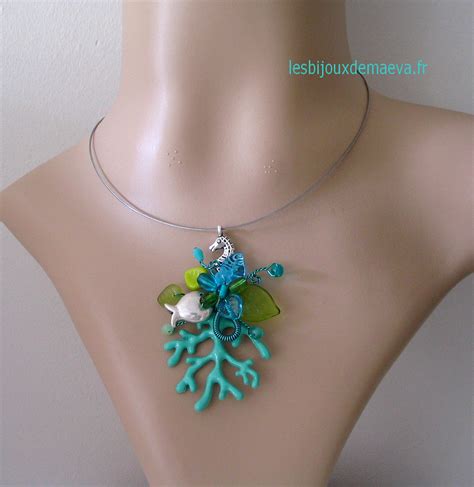 Collier Fantaisie Pendentif Turquoise Et Vert Algue