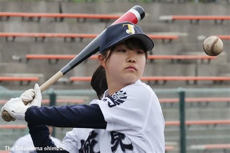 【動画】甲子園で女性初のノッカー 城東の永野さんが県大会でノック｜スポーツ｜徳島ニュース｜徳島新聞デジタル