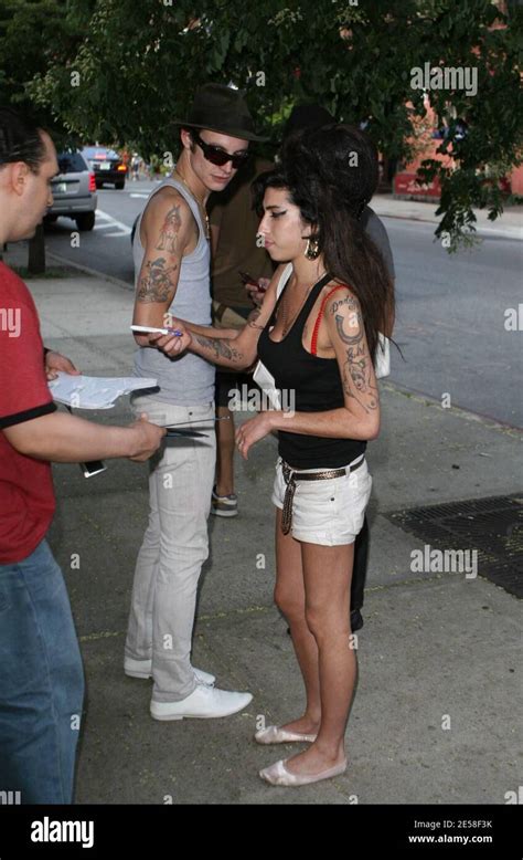 Amy Winehouse And Husband Blake Fielder Civil Return From Dinner While