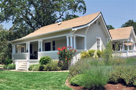 Coyote House and others open for annual Home & Garden tour