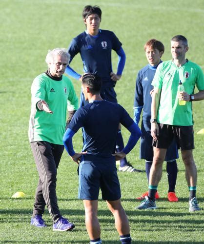 ハリル監督 異例の公開練習で「高さ対策」アピール― スポニチ Sponichi Annex サッカー