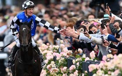 Gold Trip Wins Thrilling Lexus Melbourne Cup