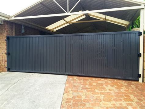 Vertical Slat Double Driveway Gate With Sloping Bottom Monument 5mm