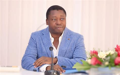 Togo Vote De La Nouvelle Constitution Par Les D Put S Faure