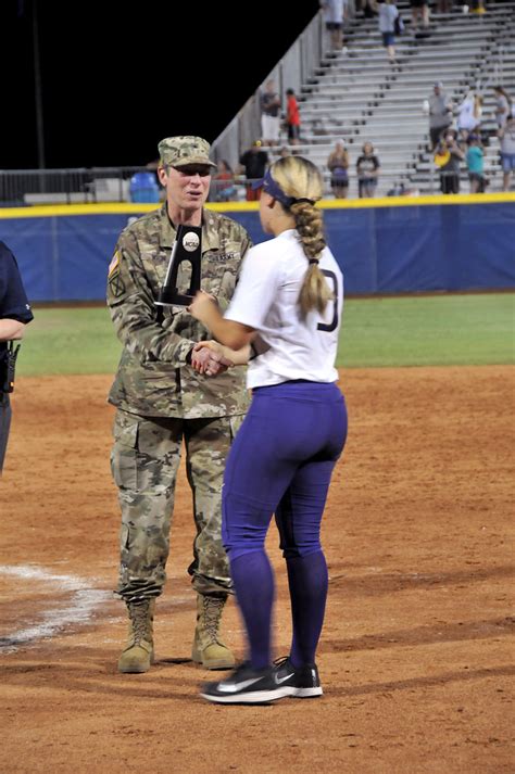 Bg Christie Nixon Ncaa College Softball World Series Flickr