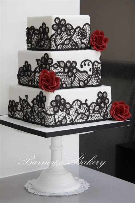 Top 20 Simple Square Wedding Cakes That Wow 2023