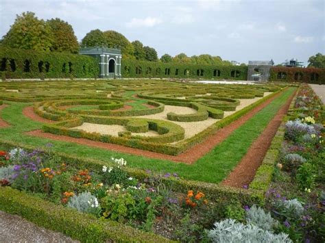 Schonbrunn Palace Gardens Tickets | Fasci Garden