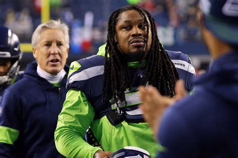 Marshawn Lynch in talks with Seattle Seahawks about making another return