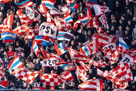 Psv Supportersvereniging Werkt Aan Kort Geding Absoluut Psvfans