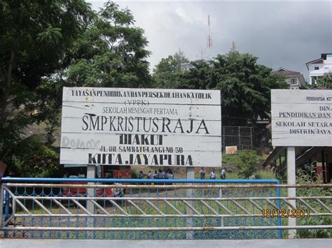 Smp Yppk Kristus Raja Dok V Jayapura