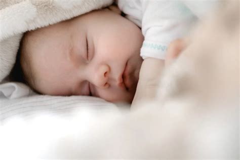 Co Sleeping Safety Tips And The Benefits It May Have For You And Baby