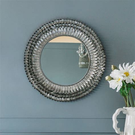 The meaning and symbolism of the word - «Mirror»