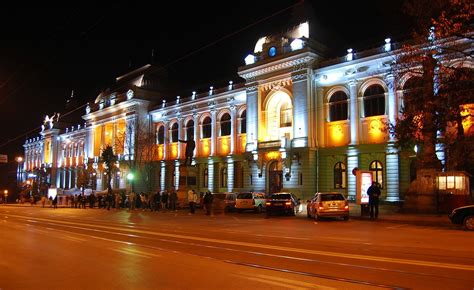 Cadrele de la Universitatea Cuza din Iași strâng semnături pentru