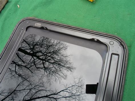 Chevy Trailblazer Year Specific Sunroof Glass Panel Oem Free Shipping