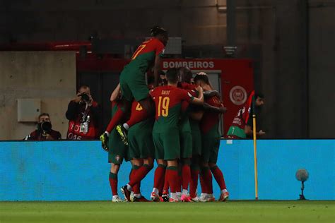 Portugal faz exibição de gala e goleia Luxemburgo