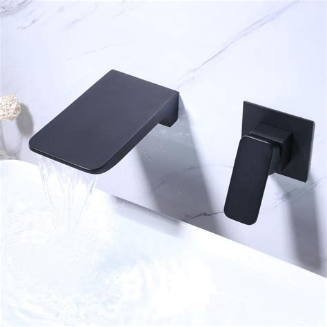 Modern Wall Mounted Faucet – Hadley