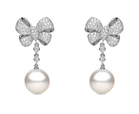 Yoko London Pearl Bow Earrings